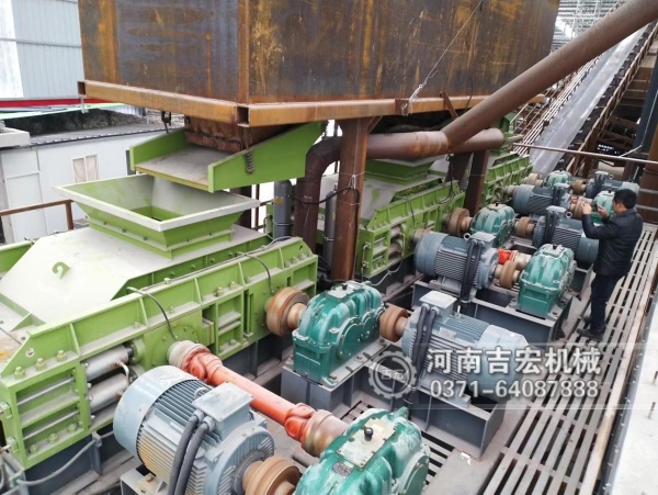 為什么細碎作業(yè)選對輥機？成品粒度自由調(diào)節(jié)是關(guān)鍵！